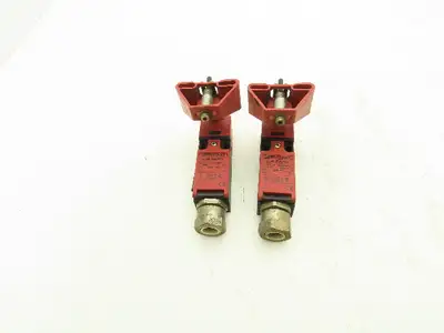 Yamatake LJS-PA792 Safety Switch 240V 3A IP67 Lot of 2