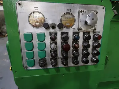 PFAUTER P-900 Gear Hobbers | International Used Machinery / Syracuse Machine Tools Inc. (3)