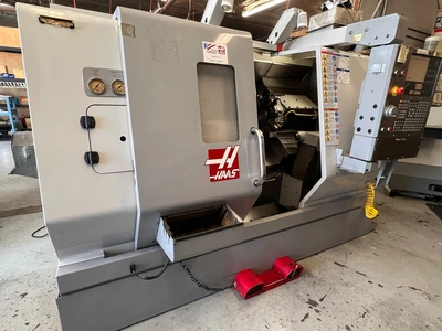 2007 HAAS SL-20T CNC Lathes | PM Machines (4)