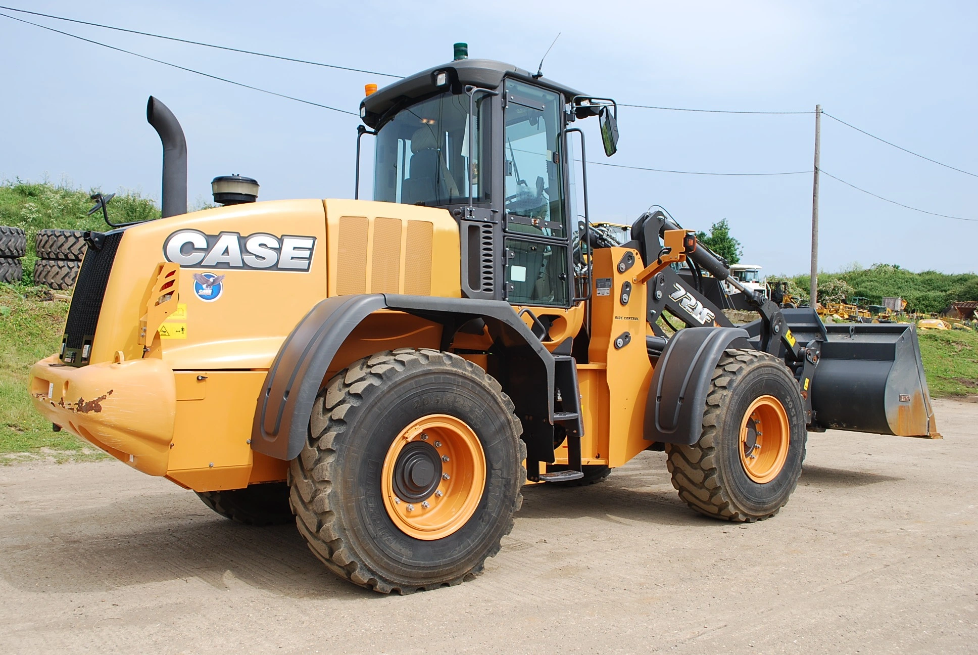 USED 2015 Case 721F XT