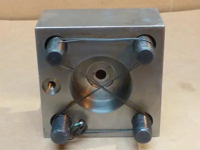 USED OILGEAR A09-NNNNNN-VU-A2