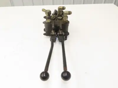 Clark PowrWorker Forklift Walkie Stacker Hydraulic Control Valve Assembly
