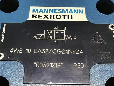 USED REXROTH 4WE10EA32CG24N9Z4
