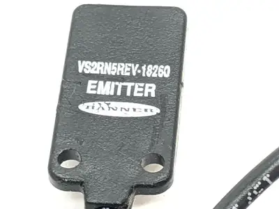 USED BANNER MOLEX 3-PIN PIGTAIL SENSOR EMITTER RECEIVER 18260