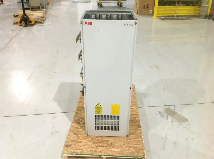 Used ABB ACS60402105000B0000901 Variable Speed Drives | Maverick Industrial Sales #1109793