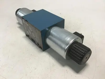 USED BOSCH 0 810 001 776