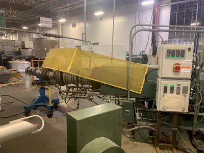 USED STERLING 4.5" EXTRUDER