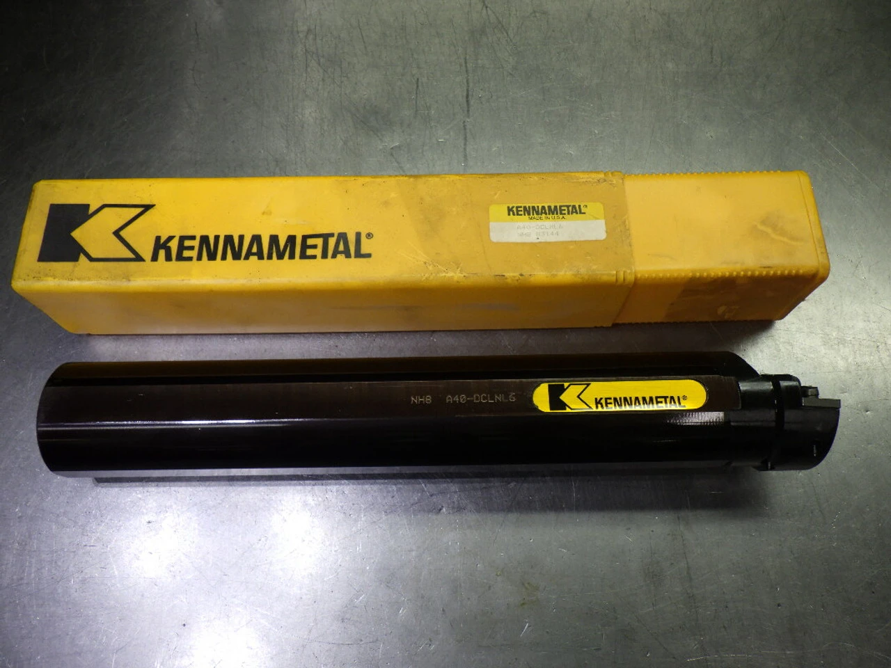 Kennametal Coolant Thru Steel Boring Bar 2.5" Shank 16" OAL A40-DCLNL6 (LOC2016B)