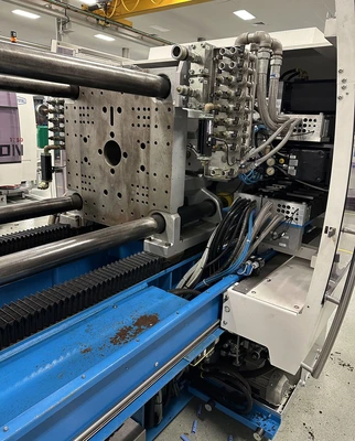 2010 NETSTAL Elion 1750-530 PM Horizontal Plastic Injection Molding Machines | JYC MACHINERY (3)