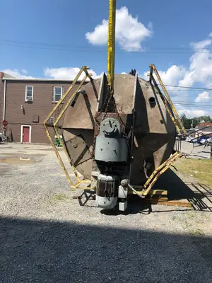 Sprout Waldron 1500 cu ft Vertical SS Mixer