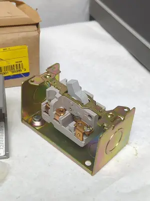 New | in-Stock SQUARE D 2510FG2 Motors (misc) | Surplus Asset Holdings #1205234
