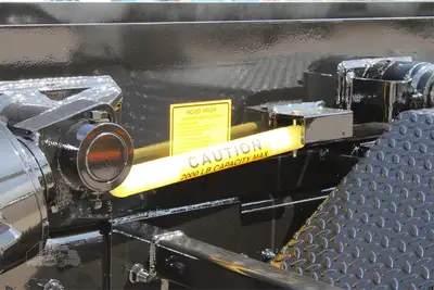 New | in-Stock 2026 INTERNATIONAL HX Rolloff Trucks Texas US | Roll Off Truck World #1491834