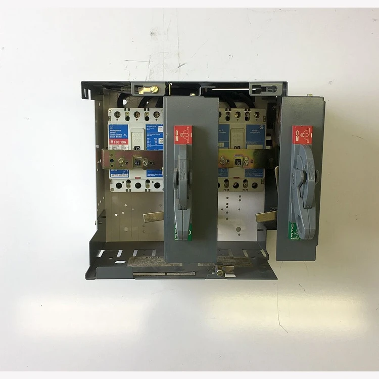 Used _UNKNOWN_ _UNKNOWN_ Switchgears British Columbia CA | Savona Equipment LTD #1169582