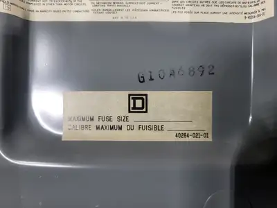 USED SQUARE D CH221N