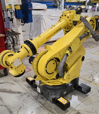 USED 2011 FANUC R-2000IB/175L