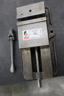 Used KURT WORKHOLDING SOLUTIONS D-675 Vises Minnesota US | Machinesused.com #1505731