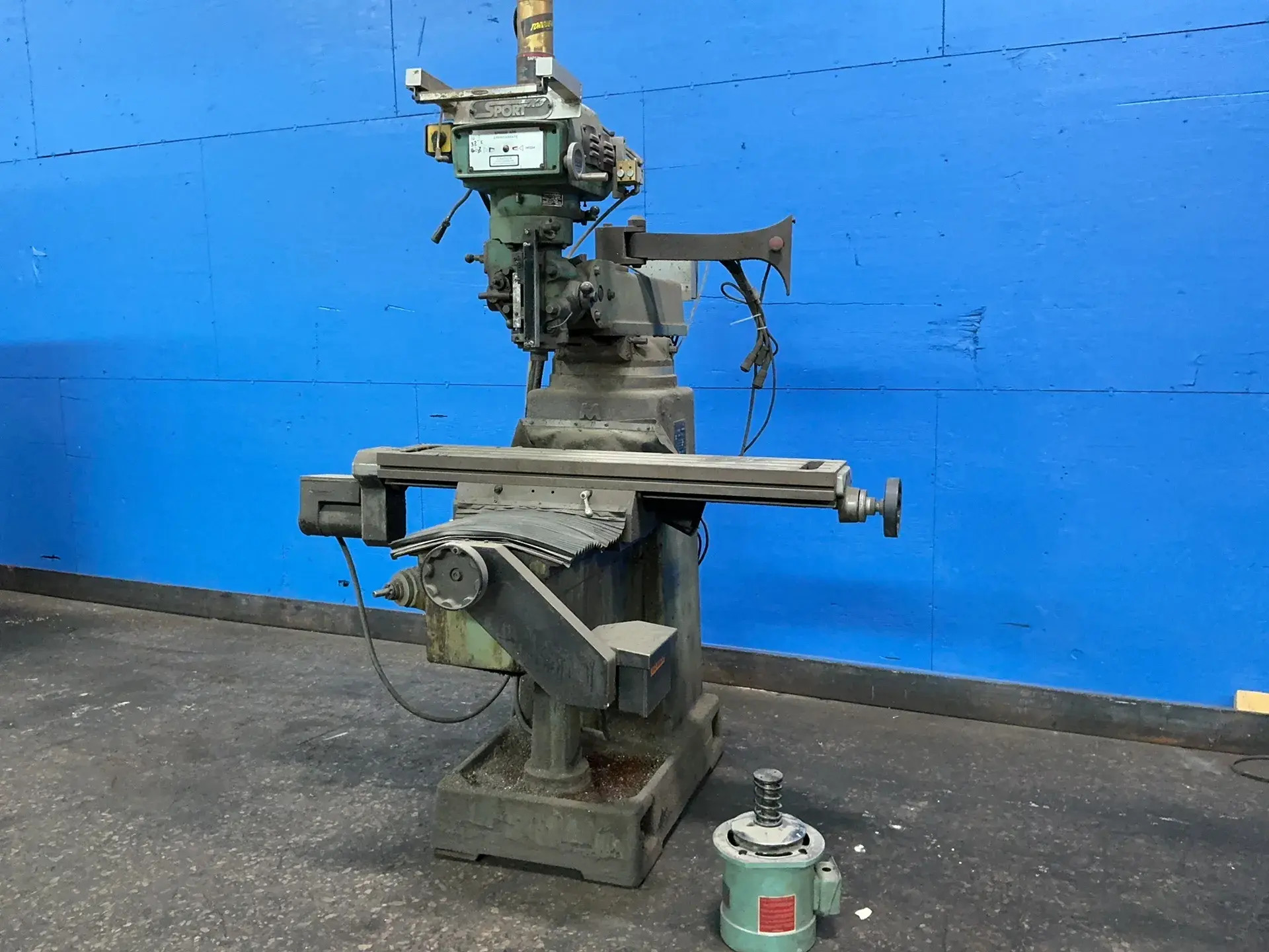 Used SPORT MACHINES SR3 Vertical Mills Ohio US | HGR 24 #1520893