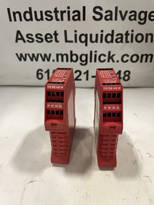 Allen-Bradley Guardmaster MSR127T Safety Relay 440R-N23126 Ser C 24VDC -lot of 2