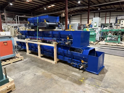 18' L x 24" Wide Flatbelt Conveyor