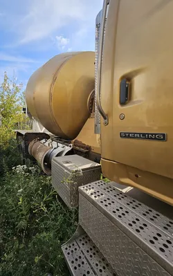 2004 STERLING Mixer Commercial trucks | Iron Listing (11)