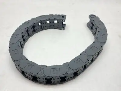 USED IGUS SERIES E4.21 ENERGY CHAIN 27" W/ E4.210.20 BRACKET