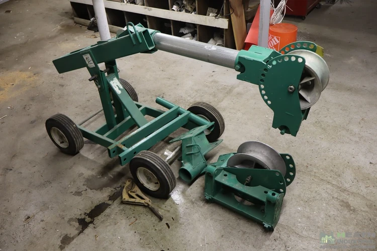 Used _UNKNOWN_ GREENLEE 11145/00871 PORTABLE CABLE PULLER Portable Cable Fault Location Systems Illinois US | Heath Industrial Auction Services #1462517