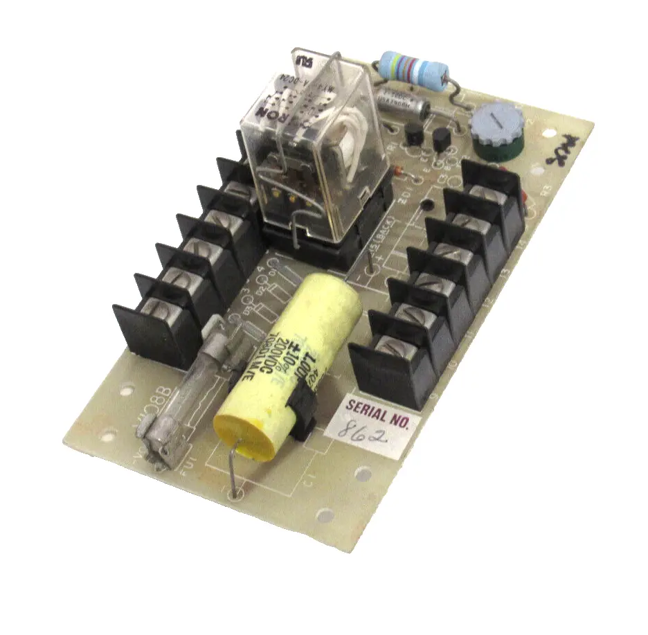 NEW HONEYWELL VIO8B VOLT SENSING BOARD