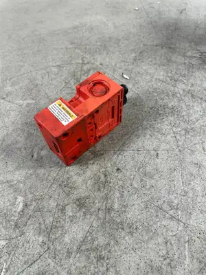 USED Allen-Bradley Allen-Bradley Guardmaster Trojan T15