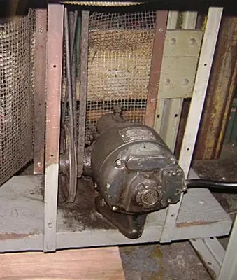 1373-385 Antique Henry Hauser S.A. Motorized Lapping Machine