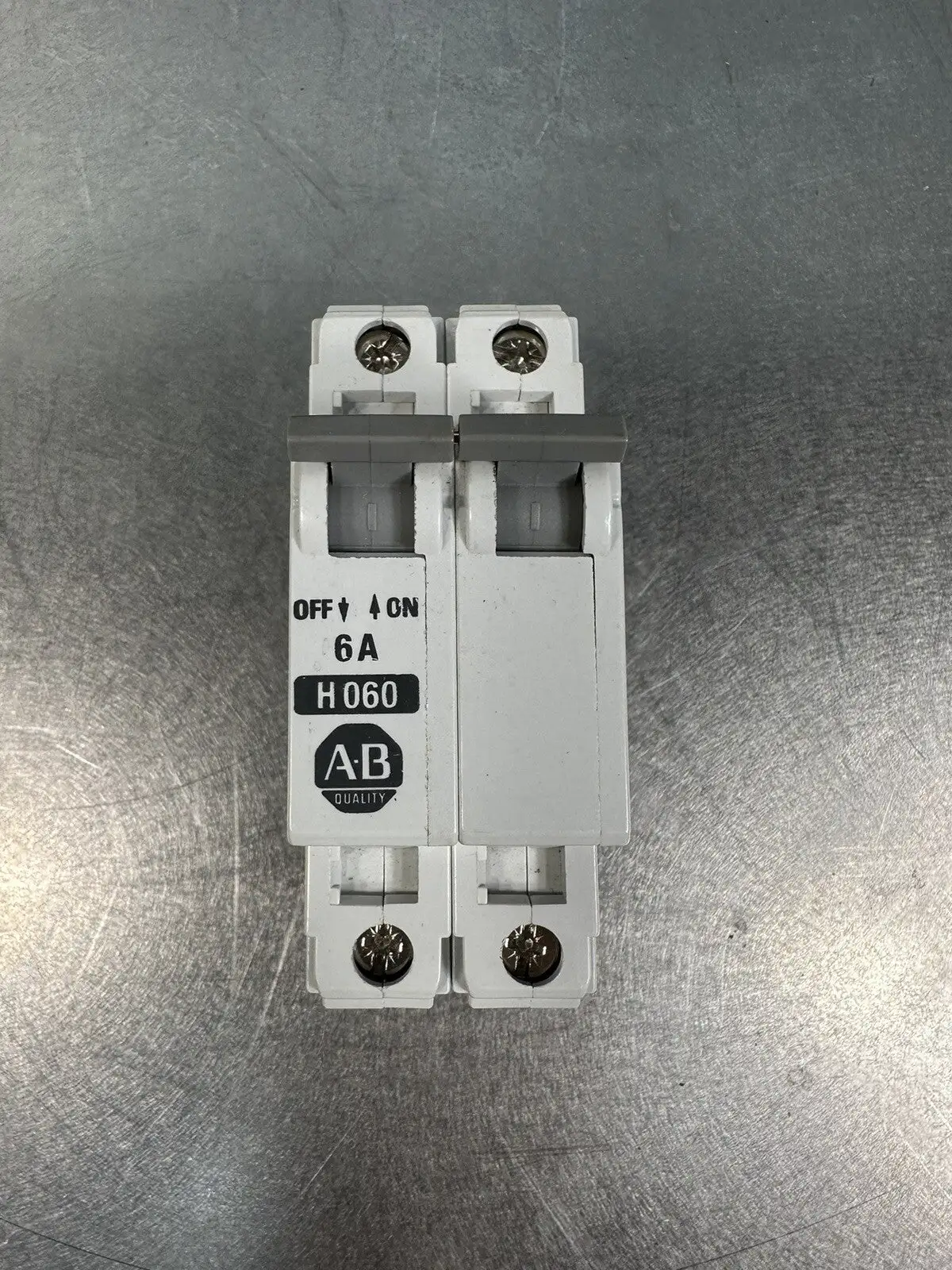 Allen Bradley 1492-CB2 H060 2-Pole (BIN1.1.1)