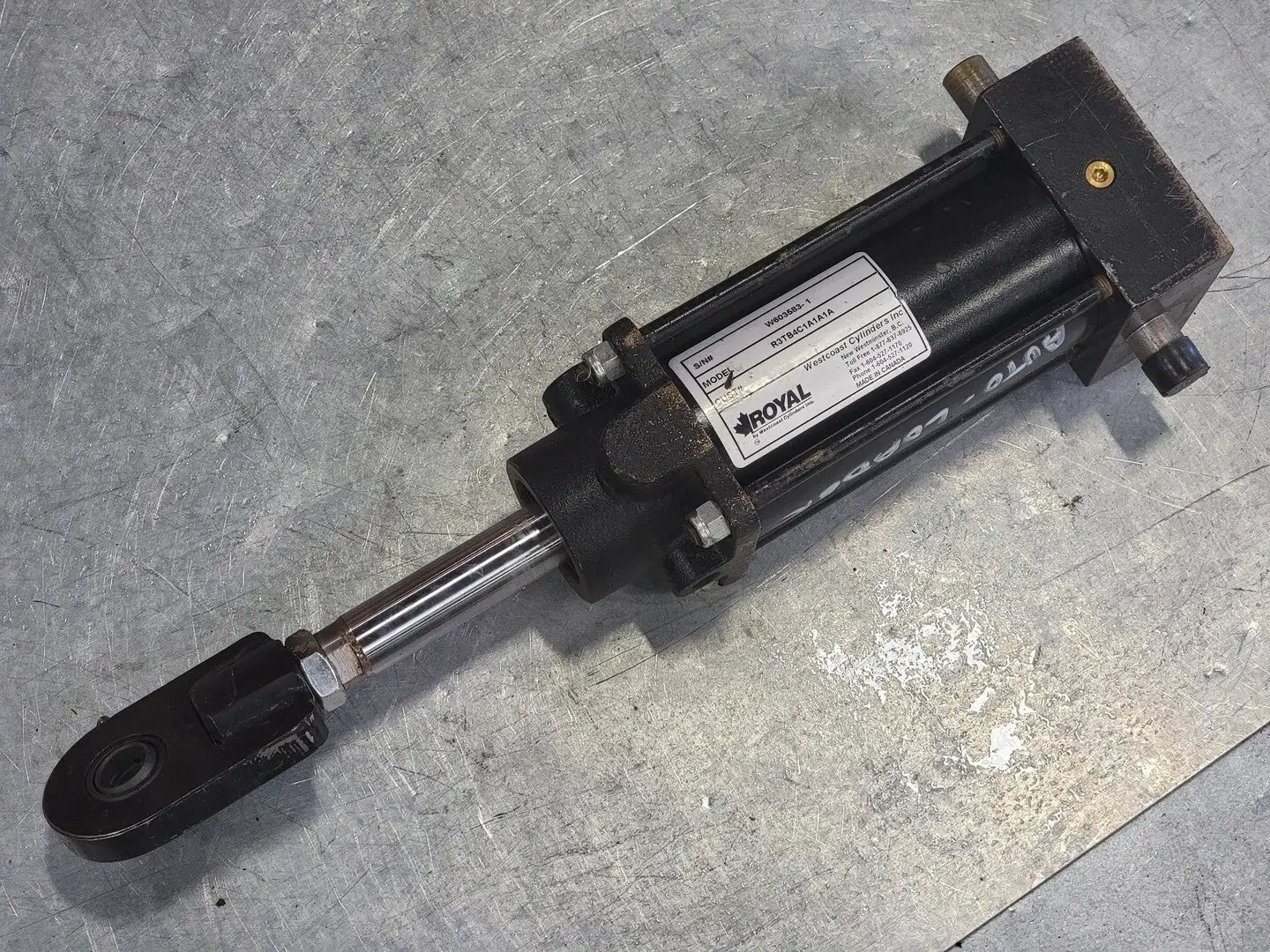 Used ROYAL ELECTRIC R3TB4C1A1A1A Parts (Hydraulics and Pneumatics) British Columbia CA | Lenmark #267852