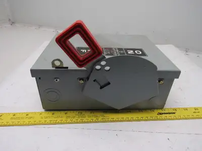 General Electric THN3361 Model 10 600V 30A  Non-Fusible Disconnect Safety Switch