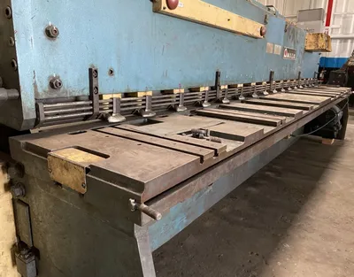 USED AMADA M-4045