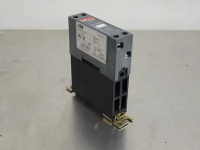 Used ABB R100.20 Switchgears British Columbia CA | Lenmark #244676