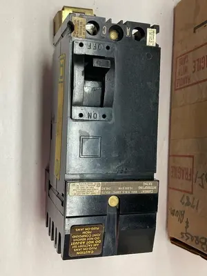 New | in-Stock SQUARE D FA 22070-AC Circuit Breakers | Surplus Asset Holdings #1189160