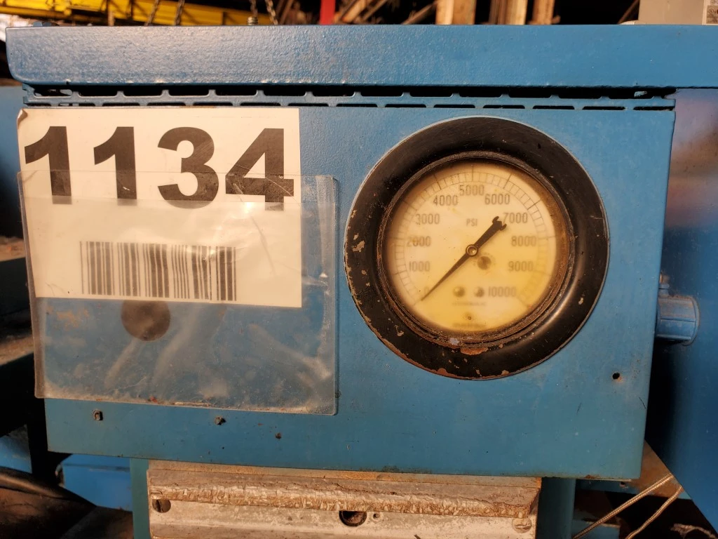 PHI 8x8 Model PW-210 Lab Press