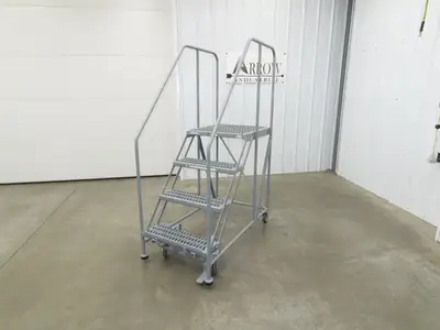 Uline H-7919 Rolling Ladder 4 Step 36" Work Platform 40" Top Step 800lbs Cap