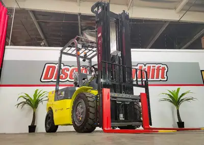 USED 2024 LIFT HERO CPD35