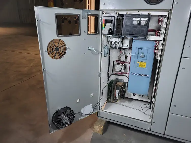 Used EATON SVX025A1-5A4N1 Switchgears British Columbia CA | Lenmark #240136