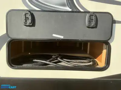 USED 2019 VENTURE SPORTTREK TOURING 336 VRK