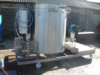 1,100 L S/S Electrically Heated Jacketed Cooker Tank