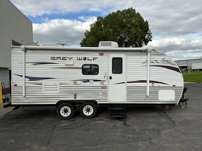 Used 2013 CHEROKEE 18RB Campers, Caravans, Motorhomes Michigan US | Miedema Asset Management Group #1468629