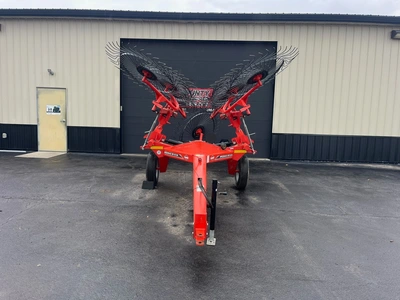 2024 KUHN Speedrake SR110 GII Agricultural Rakes | County Equipment Company LLC (2)