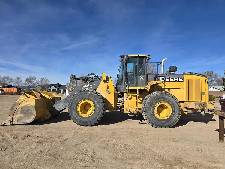 Used 2015 JOHN DEERE 744K-II Wheel Loaders Utah US | Berry Machinery #910835
