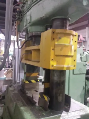 Used SACMI 200-ton Friction Screw Press Forging Presses Quebec CA | Machineco #1256368