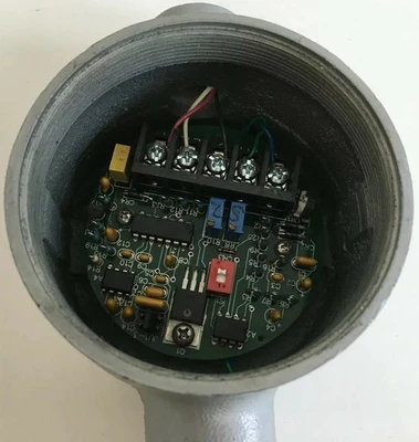 USED OMEGA ENGINEERING FLSC-61
