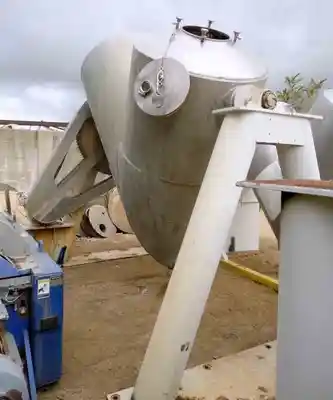 USED PATTERSON-KELLEY TWIN SHELL DRY BLENDER