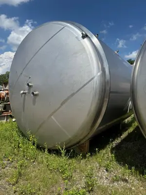 Used MUELLER 8,300 GALLON Stainless Steel Tanks New Jersey US | Perry Equipment #871717