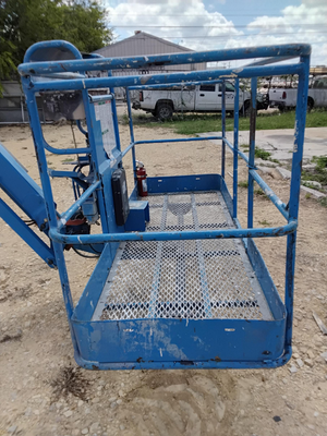 USED 2015 Genie Z-80/60