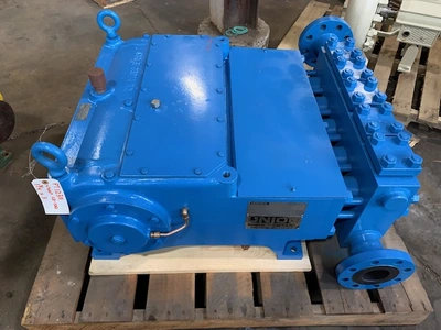 Union 1-3/4 x 3 CD100 Piston Pump
